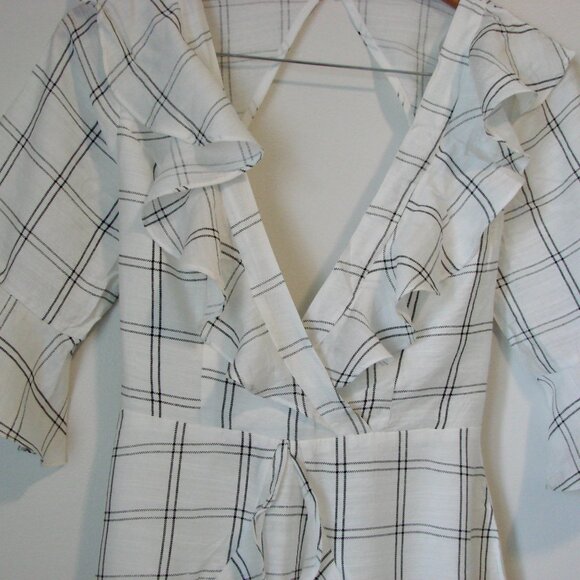 Saints + Secrets Mini Dress White Black Check Ruffle Trim Keyhole Back Small NWT - Picture 10 of 16